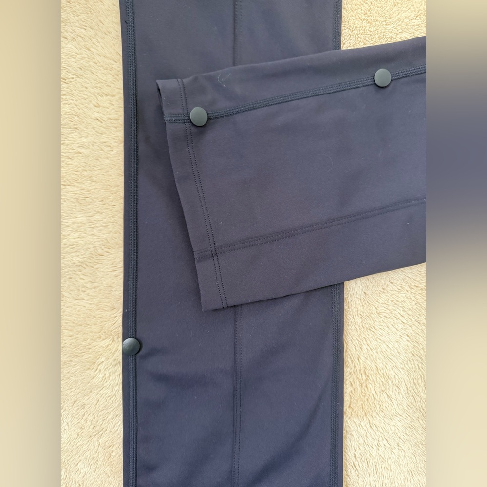 HALARA Navy Blue Leggings with button Hem Detail